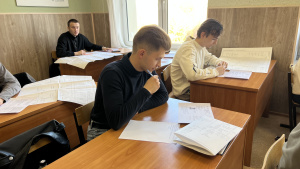 Студенты КГЭУ успешно сдали квалификационный экзамен на профессию «Электромонтёр по испытаниям и измерениям» 3‑го разряда