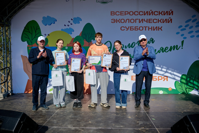 Кафедра «Инженерная экология и безопасность труда» - победитель «Марафона чистоты»: субботник как праздник созидания