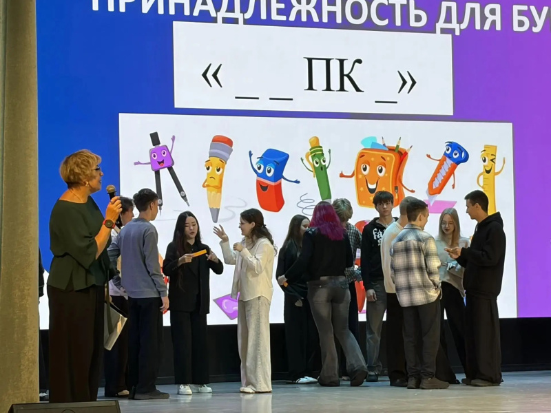 Наши первокурсники не только хорошо кодят, но и хорошо импровизируют и поют