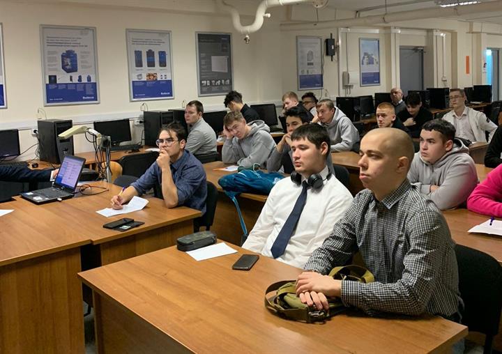 Сотрудники кафедры «ЭМС» Института теплоэнергетики КГЭУ провели занятия для студентов Казанского энергетического колледжа