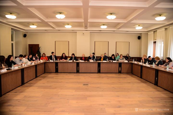 В Казани обсудили взаимодействие Университета Талантов с молодыми учеными