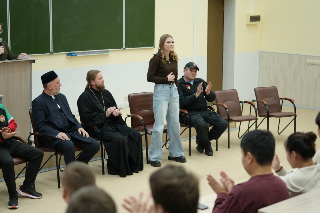 @rinat_photo 8, 27-11-25.jpg @rinat_photo 8, 27-11-25.jpg