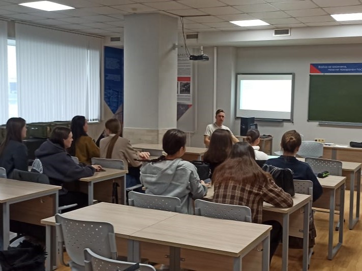 1 Исторический кружок.jpg