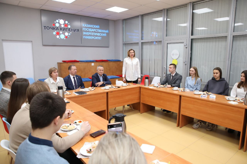 Ректор КГЭУ открыл цикл мероприятий, посвященных Дню студента 