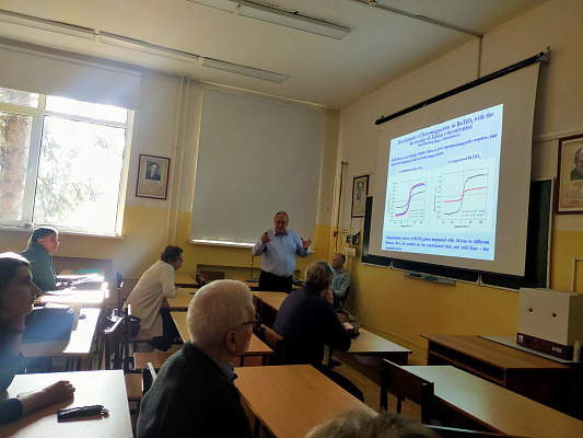В апреле состоялся визит на кафедру "Физика" профессора из Турции