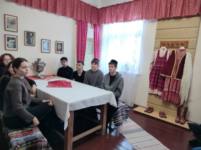 Прикосновение к истории: экскурсия по музею М. Джалиля