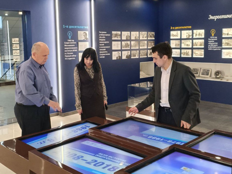 Центр истории КГЭУ посетила директор музея Ютазинского района