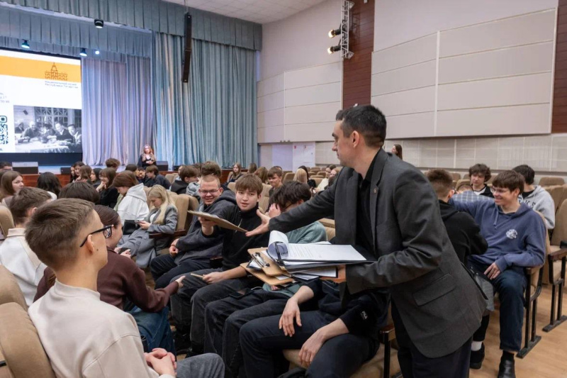 Студенческий билет поэта-героя: в университете почтили память Мусы Джалиля»