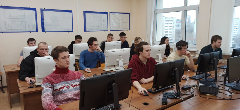 Профессиональное обучение завершено: студенты успешно сдали итоговый квалификационный экзамен