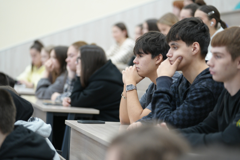 В КГЭУ состоялся открытый диалог о служении в зоне СВО