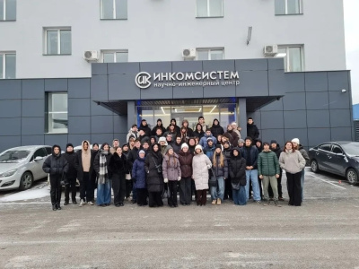 Студенты КГЭУ ознакомились с производством программируемых контроллеров в НИЦ «Инкомсистем»
