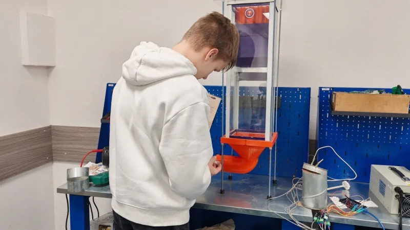 Школьники под руководством инженера-исследователя «ТурбоПИШ» стали победителями и призёрами конкурса «Большие вызовы»