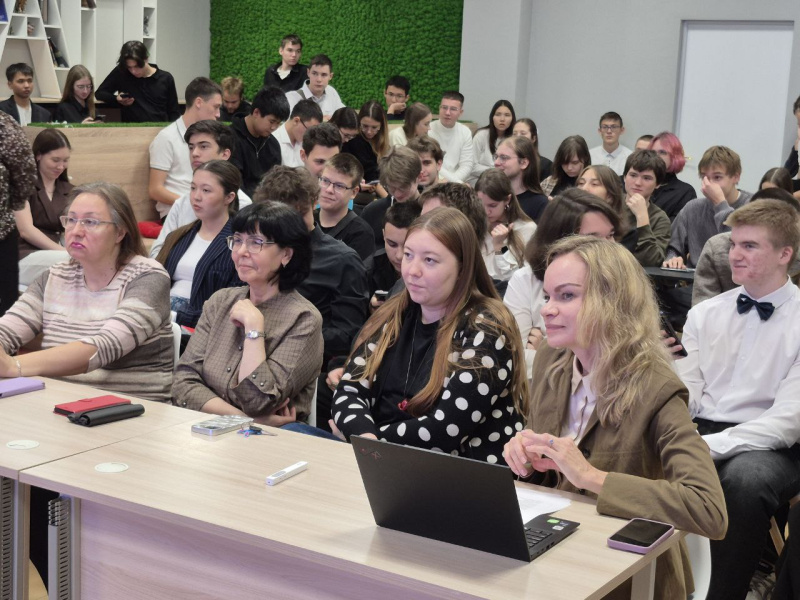 Круглый стол 2025 «80 лет атомной промышленности и вызовы радиационной защиты»