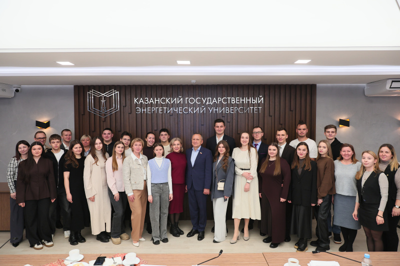 Эдвард Абдуллазянов: Мы обязаны создать в университете комфортную атмосферу для студенческой семьи 