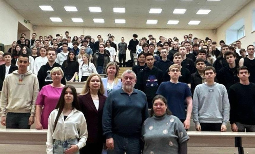 В КГЭУ почтили память Героя Советского Союза Михаила Девятаева